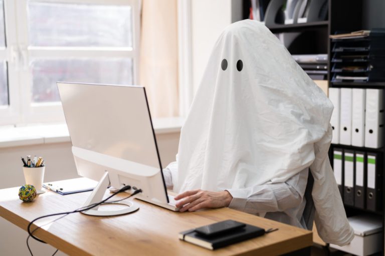 Top 10 Benefits of Hiring a Professional Ghostwriter